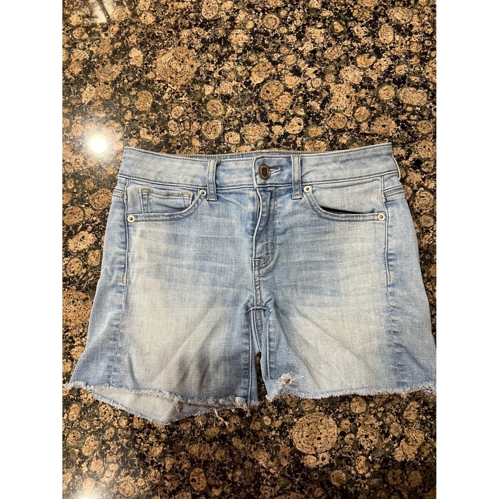 American Eagle Super Stretch X Light Wash Raw Hem Denim Shorts Womens 2